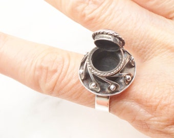 アクセサリー Mexican Jewelry old ring Vintage Sterling Silver Onyx Ring Mexico Eagle Mark Black