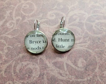 Bryce and Hunt pendant earrings made with House of Earth and Blood book pages