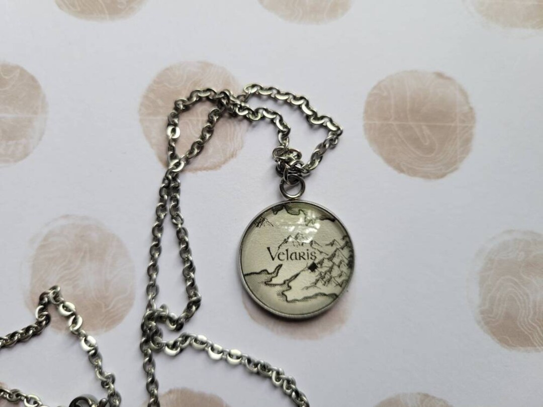 Velaris Map 20mm Pendant Necklace Made From Court of Thorns and Roses ...