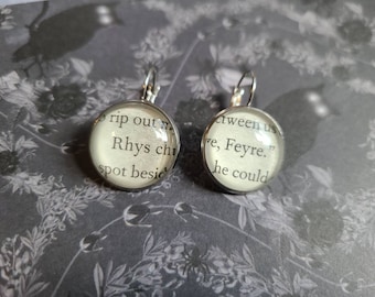 Rhysand und Feyre Anhänger Ohrringe gemacht mit Court of Thorns and Roses Buchseiten