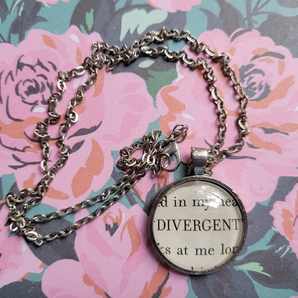 Pendant necklace made with Divergent book pages