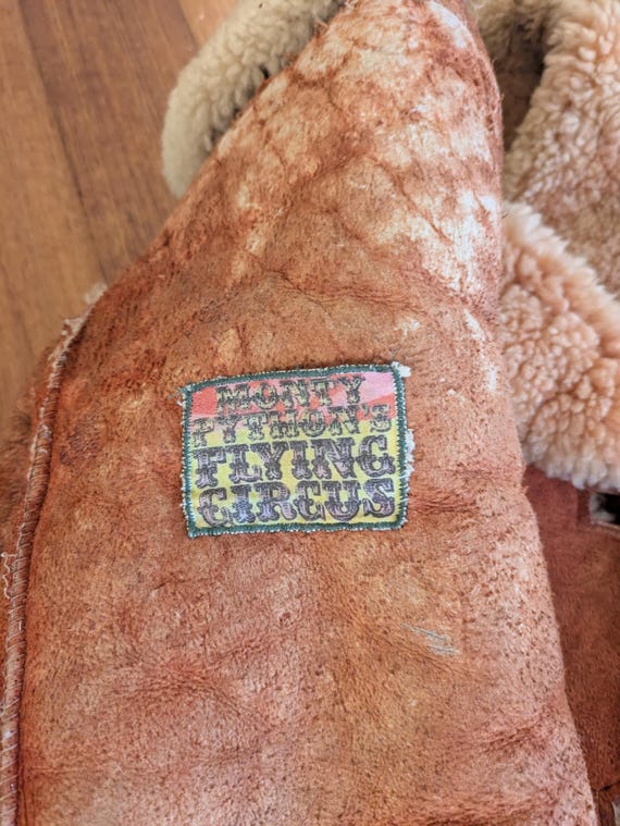 Sheepskin Jacket. L. Vintage. Monty Python Flying… - image 7