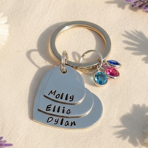 Personalised Stacked Hearts Keyring with Birthstones – Family Names Hand Stamped on Aluminium Hearts