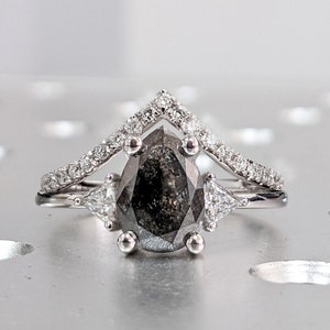 1.75 Carat 1920&#39;s Raw Salt and Pepper Diamond, Pear Diamond Ring, Unique Engagement Bridal Set, Black Gray Pear, 14k Yellow, Rose White Gold