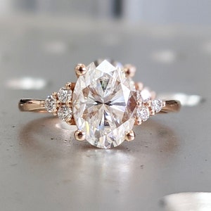 Oval Moissanite engagement ring vintage unique Cluster rose gold engagement ring women round diamond wedding Bridal art deco Anniversary