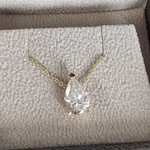 Moissanite Wedding Necklace, Bridesmaid Engagement Gift Dainty Solitaire Teardrop Pear Shape Diamond Simulant Bridal Jewelry Gift for Her