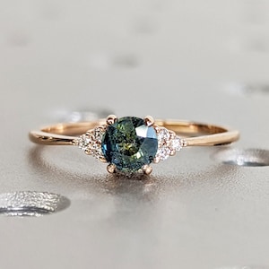 Peacock Sapphire engagement ring vintage Round cut blue green sapphire rose gold teal sapphire diamond cluster ring moissanite Anniversary