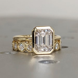 2CT Emerald Cut Moissanite Solitaire Ring, 14K Yellow Gold Engagement Ring, Bezel Setting, Statement Ring, Gift For Her, Bridal Set