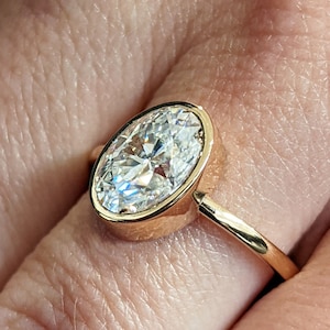 1.5 CT Oval Engagement Ring, Dainty Moissanite Engagement Ring