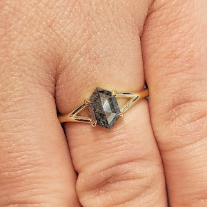 Salt and Pepper Diamond Ring | 14k Solid Gold Wedding Band | Solitaire Anniversary Ring | Hexagon Cut Diamond Ring | Birthday Gift for Wife
