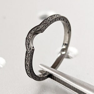 Curved Filigree Band White Gold Vintage Band Band Art Deco Band Stackable Wedding Band Prong Band Engagement Band Anniversary Band New 14K