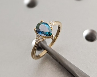 Vintage Style Montana Sapphire Ring, Pear Cut Blue Green Teal Sapphire Engagement Ring, Solid Gold Wedding Ring, Diamond/Moissanite Cluster