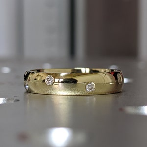 Yellow Gold Zig Zag Flush Set Diamond Band, Unique Diamond Ring - Unique Diamond Band - Rounded Diamond Band, Diamond Wedding Band - 4mm