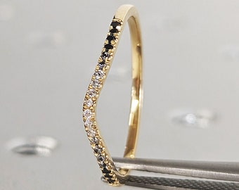 Ombre Diamond Eternity Ring / 14k Gold Half Eternity Diamond Ring / Half Around Diamond Wedding Band / Stackable Ring / Curved Ring Guard