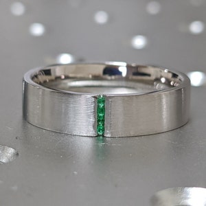 Men&#39;s Emerald Ring - Emerald Ring Men - Emerald Wedding Band - 5mm Band With Emeralds - Unique Mens Band - 14k Gold - Ring For Men