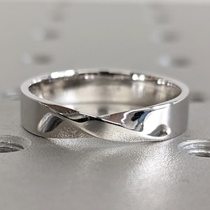 14k Gold Möbius Herren Ehering | Massiver 14K Gold Herren Ehering im Mobius Style | 5mm | Weißgold Möbius Trauring