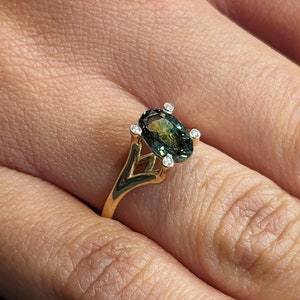 1ct Oval Cut Peacock Sapphire Gemstone Engagement Ring | 14K Yellow Gold Diamond Bezel Proposal Ring | Split Shank Statement Ring for Her