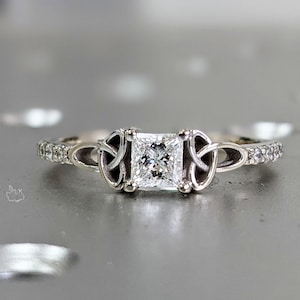 Celtic Cathedral Ring Gold Moissanite Diamond Celtic Engagement Ring Trinity Knot Ring Irish Ring Triquetra Ring Moissanite Ring