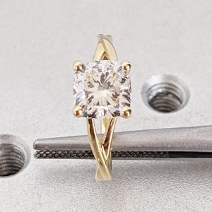 Cushion Cut Lab Created Diamond Solitaire Engagement Ring, IGI Certified Cushion Cut Diamond Wedding Ring, Split Shank, Unique Twisted Band