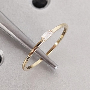 Baguette Diamond Ring / 1.1MM Thin Wedding Band / Baguette Diamond Band / Solid Gold Stacking Ring / Dainty Baguette Ring / Minimalist Ring
