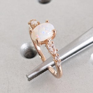 Bague de fiançailles en opale naturelle, alliance en or rose 14 carats, bague en opale vintage taille ovale, bagues de promesse art déco pour femme, bijoux en opale uniques