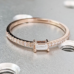 14k Gold dainty diamond Ring,  Minimalist Diamond Ring, Minimalist Engagement Ring, Dainty Diamond Ring, Small Engagement Ring, delicate
