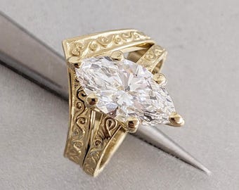 Marquise Moissanite Bridal Set, 14K Yellow Gold Filigree Engagement Ring Set Matching Wedding Band, Moissanite Ring Set, Wedding Jewelry Set