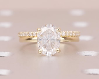 Oval Lab Created Diamond Engagement Ring Set in 14k Yellow Gold