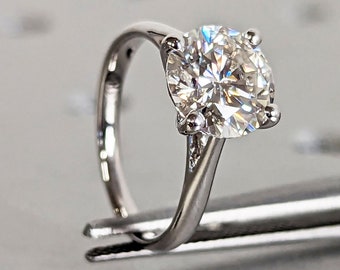 4-Prong Round Engagement Ring in 14k Solid Gold / 2 CT Moissanite Engagement Rings / Solitaire Moissanite Ring / Gold Promise Ring / Simple