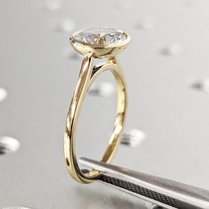 2 Carat Round Bezel Solitaire Ring Brilliant Cut Diamond Simulant Engagement Ring Dainty Promise Bezel Ring Solitaire Bezel Ring