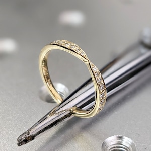 Bow Tie Shaped Diamond Wedding Band, 14k Yellow Gold, Prong Channel Set Diamonds, 1/2 Eternity, Vintage Style, Pinched Center, Diamond Band