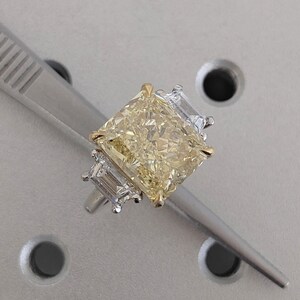 Three Stone Engagement Ring