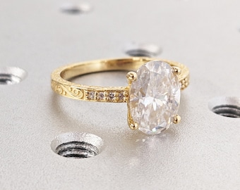 Vintage Engagement Ring, 18K Gold, Hand Engraved Ring, Moissanite Engagement Ring, Vintage Ring, Hand Engraving, Art Deco, Minimalist Ring