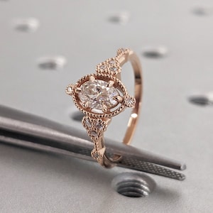 Vintage Lab Diamond Engagement Ring Rose Gold Oval Shaped Cluster Diamond Bridal Ring Art Deco Milgrain Moissanite Wedding Ring Anniversary
