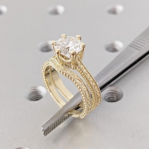 Vintage Moissanite Engagement Ring Set / Antique Style Wedding Rings Set / Gold Milgrain Ring / Curved Waves Pattern / Art Deco Bridal Rings
