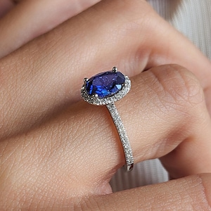 Sapphire and Diamond Ring | Vintage Oval Halo Rings | Lab Created Sapphire Engagement Rings for Women | White Gold Blue Sapphire Ring