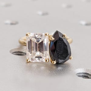 Toi et Moi Moissanite & Black Diamond Ring, Double Stone Emerald and Pear Engagement Ring 14K Gold, White and Black Stone Ring, Gift for Her