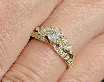 Ronde geslepen Lab gemaakt Diamond Wedding Anniversary Ring voor vrouw | Massief geelgouden diamanten stapelring | Trendy Sneeuwjacht voorstelring