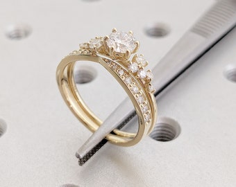 Art Deco Moissanite Cluster Engagement Promise Ring voor haar | 14K 18K dunne gouden band | Klassieke 6 Prongs Snowdrift Diamond Commitment Ring