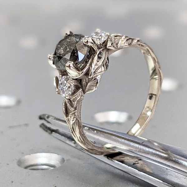 Leaves Engagement Ring, 14K Gold and Diamond engagement ring, engagement ring, leaf ring, vintage, Alternative Engagement Ring
