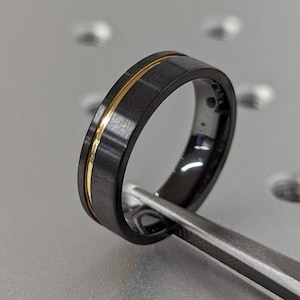 Mens Wedding Bands - Black Zirconium With 14k Gold. Black Wedding Rings, Black Wedding Bands, Black Ring,6mm