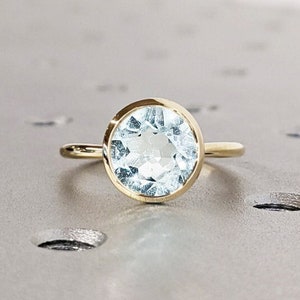 Vintage Aquamarine Wedding Ring Bezel Set Bridal Anniversary Jewelry Solitaire Round Cut Gemstone Ring March Birthstone Simple Gift For Her