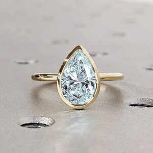 Vintage Aquamarine Wedding Ring Bezel Set Bridal Anniversary Jewelry Solitaire Pear Cut Gemstone Ring March Birthstone Simple Gift For Her