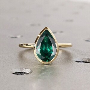 Unique May Birthstone Ring, Pear Cut Emerald Engagement Ring, Bezel Set Emerald Anniversary Ring For Women, Vintage Solitaire Promise Ring