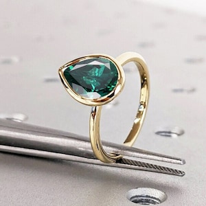 Unique May Birthstone Ring, Pear Cut Emerald Engagement Ring, Bezel Set Emerald Anniversary Ring For Women, Vintage Solitaire Promise Ring