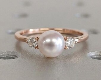 Vintage Akoya Pearl Engagement Ring | 14K Rose Gold | Round Pearl Wedding Ring | Diamond Side Stones | Classic Pearl Jewelry | Antique Ring