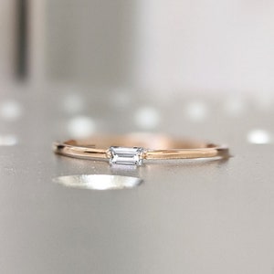 Baguette Diamond Ring / 1.1MM Wedding Band / Thin Wedding Band / Baguette Diamond Band / Baguette Minimalist Ring / Dainty Baguette Ring