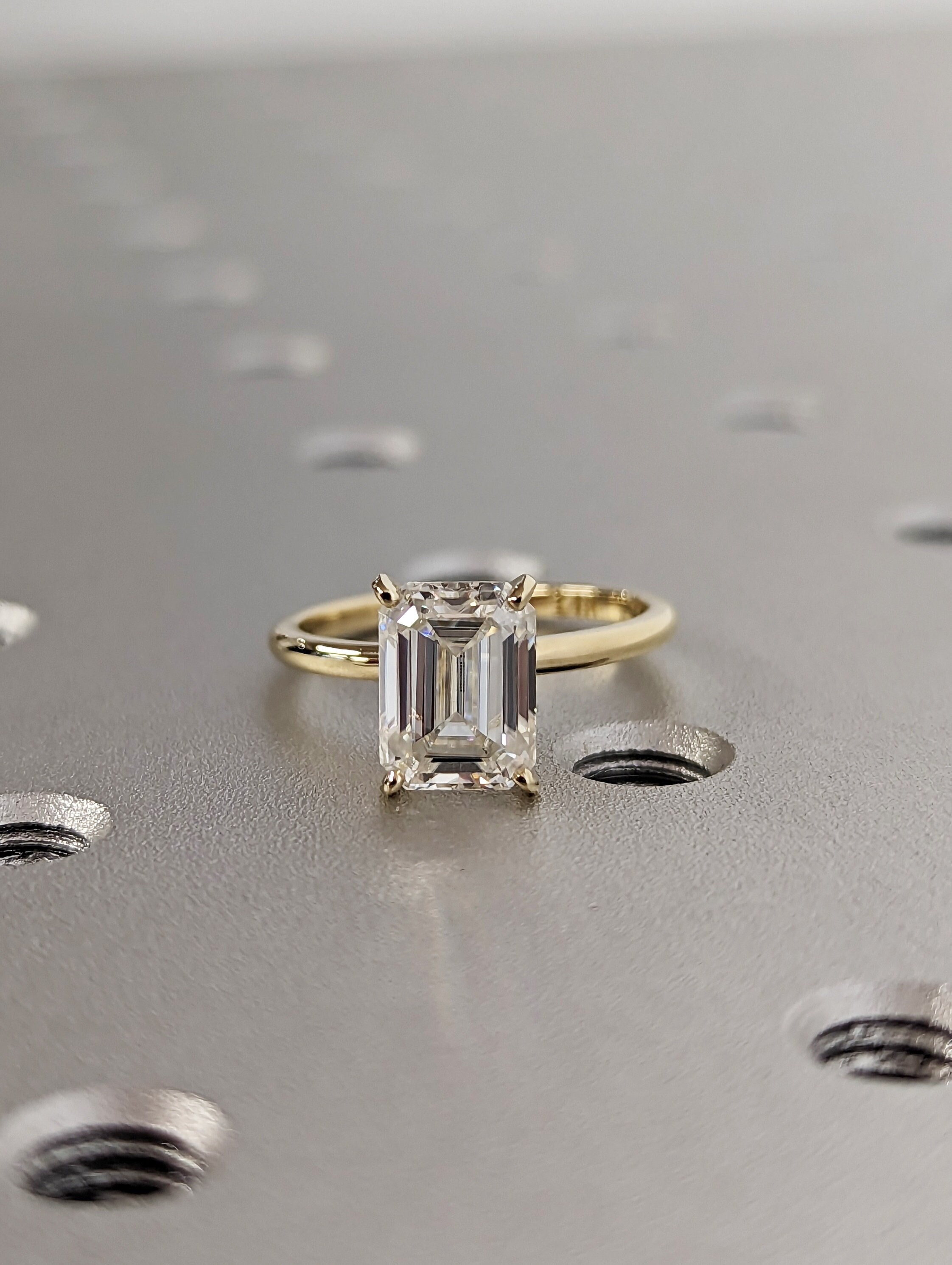 1.5 carat emerald cut diamond ring online