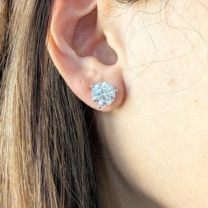 Martini 3 Prongs VVS Colorless Moissanite Solitaire Stud Earrings for Her | Woman Bridal Earrings Pair | Round Moissanite Push Back Earrings
