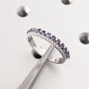 Unieke lab alexandriet en moissaniet halve eeuwigheid dubbele trouwring | Massief witgouden diamanten Eternity Stacking-trouwring voor dames